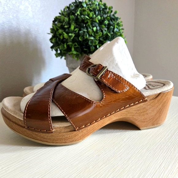 Dansko Shoes - Dansko sandals